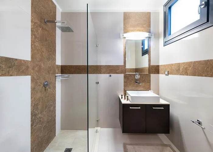 Breeze 1 Villa
